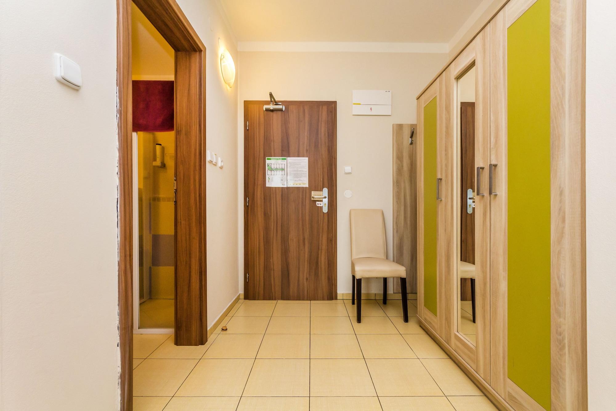Nad Kralovnou Hotel & Restaurant Prag Dış mekan fotoğraf