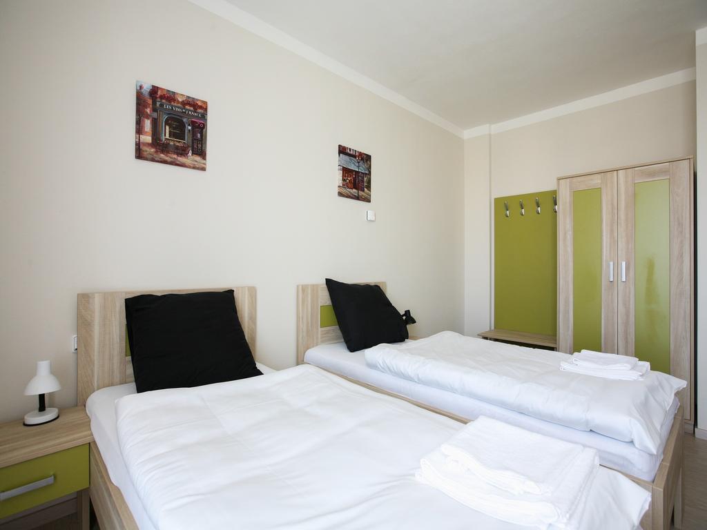 Nad Kralovnou Hotel & Restaurant Prag Oda fotoğraf