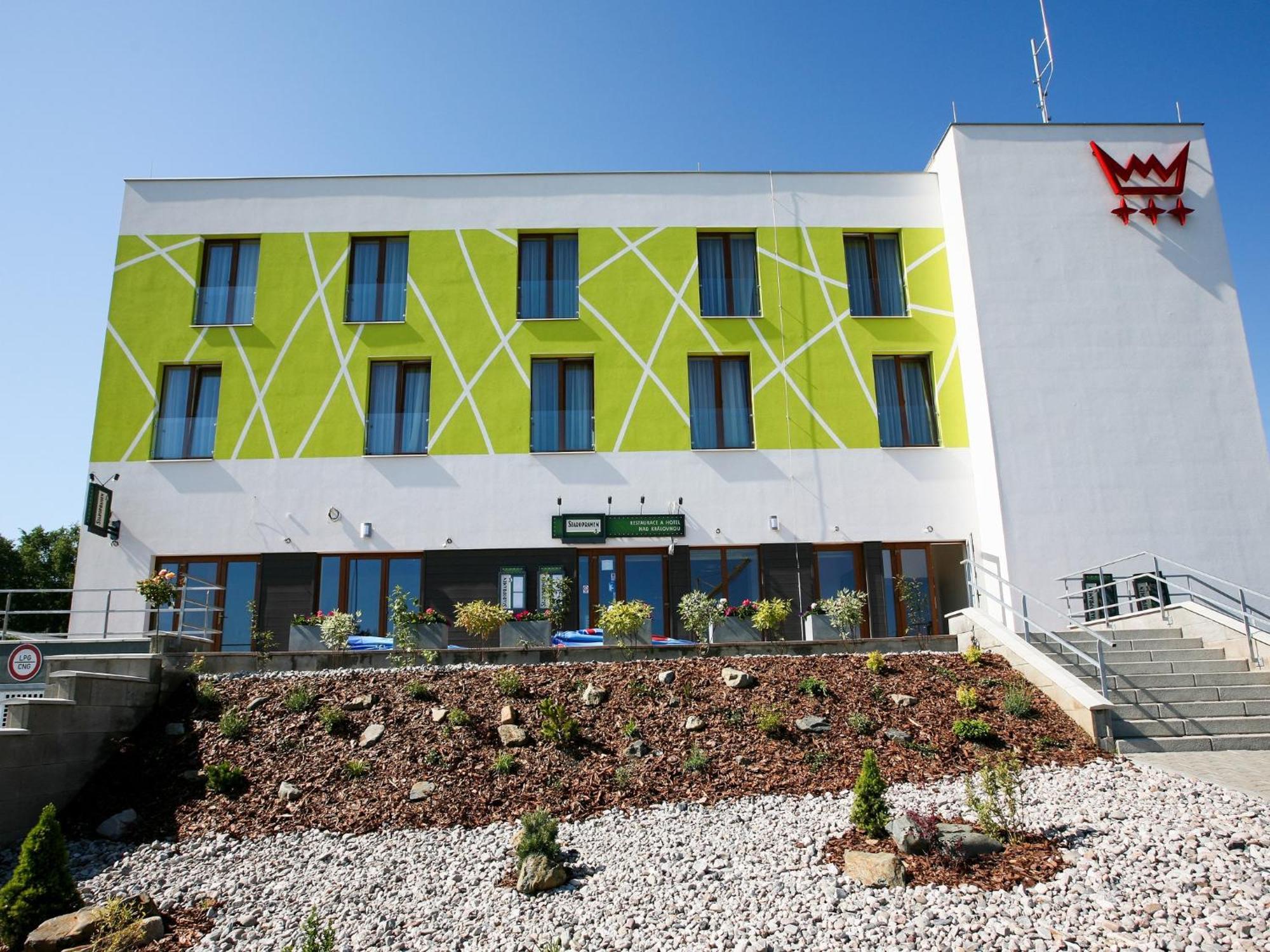 Nad Kralovnou Hotel & Restaurant Prag Dış mekan fotoğraf